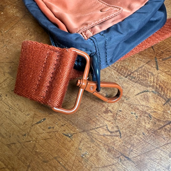 EUC Madewell - The Sport Fanny/Crossbody Bag in Colorblock in Dark Baltic Multi - Picture 7 of 10